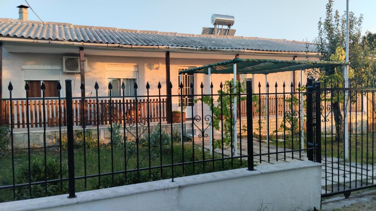 Villa Costa 아기아 트리아스 외부 사진